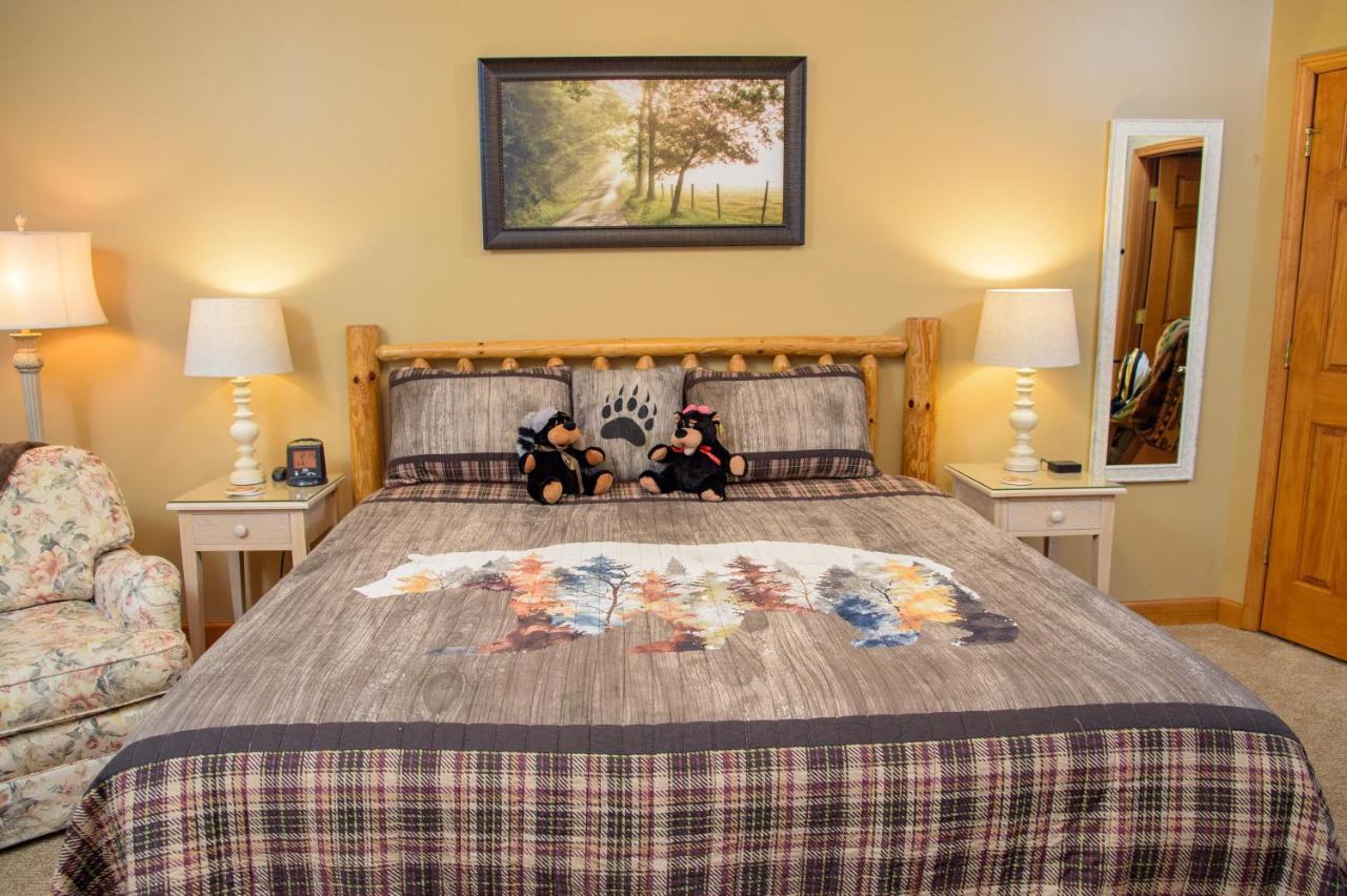 Berry Springs Lodge Севьервилл Экстерьер фото