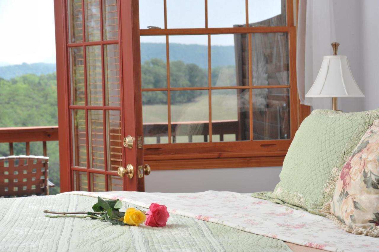 Berry Springs Lodge Севьервилл Номер фото