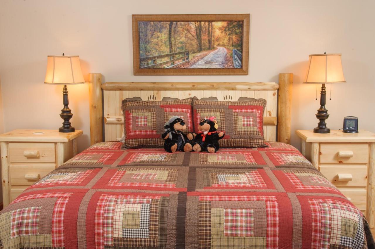 Berry Springs Lodge Севьервилл Экстерьер фото