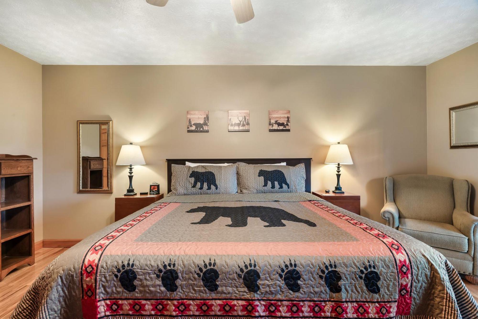 Berry Springs Lodge Севьервилл Экстерьер фото